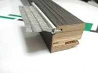 Уплотнитель щеточный ТОЛСТЫЙ для стеклянных дверей